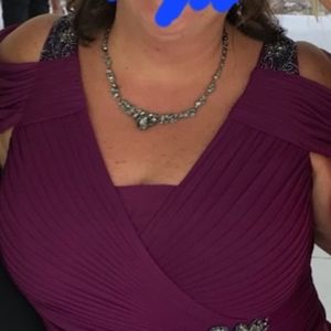Beautiful Adrianna Papeli dress size 18W worn once Raspberry color